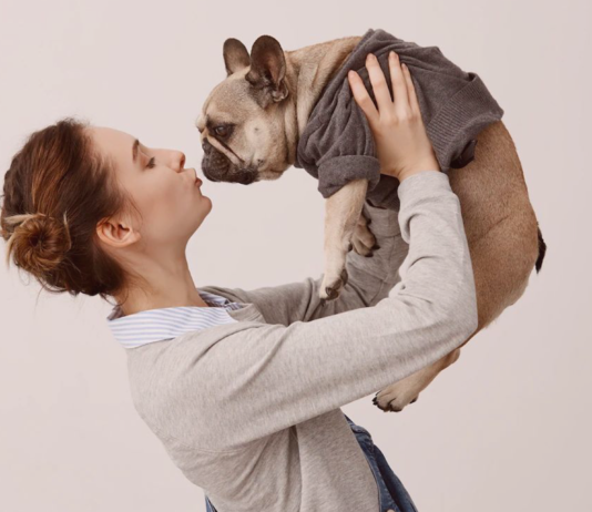 愛犬に服を着せるということ